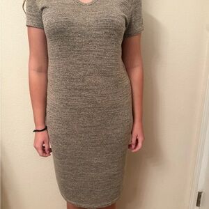 Elegant Beige Knit Dress